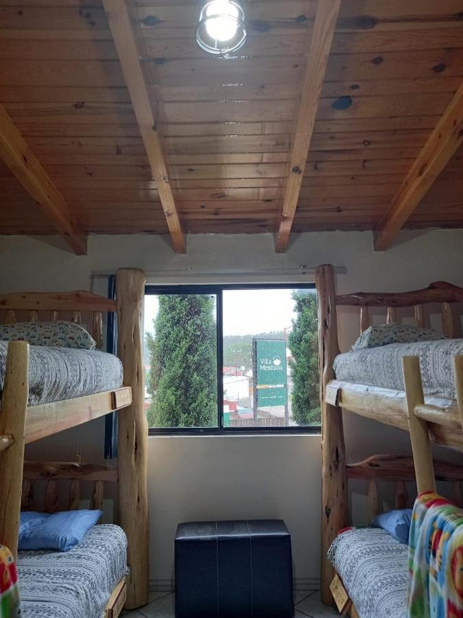 Hostal Pata De Perro ครีล ภายนอก รูปภาพ